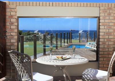 African Oceans Manor on Beach