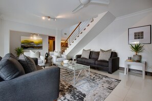 Suite 1 Superior (1) | 迷你吧、客房內保險箱、獨特裝潢、布置獨特