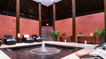 Behandlingsrom for par, badstue, boblebad, dampbad og tyrkisk bad/hamam