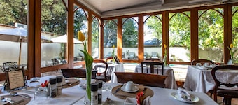 Evergreen Manor And Spa