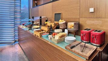 Daily buffet breakfast (EUR 15 per person)