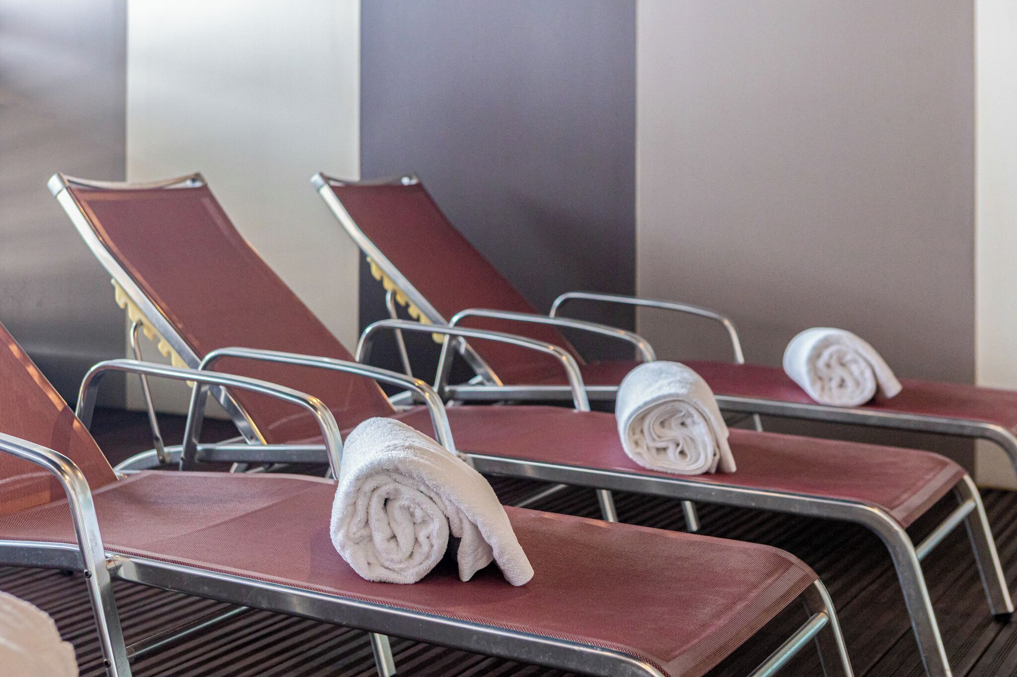 sauna, hot tub, steam room