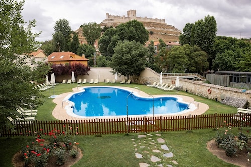AZZ Peñafiel Las Claras Hotel & Spa
