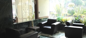 ホテル・モナコ