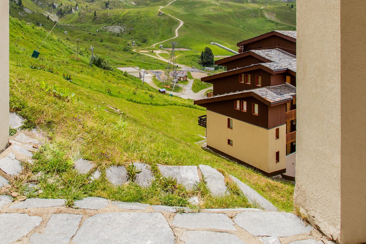 Appartement 6 personnes - 1 chambre + 1 coin nuit - Vue montagne - Exposition sud | Mountain view