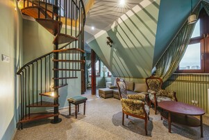 Desk, iron/ironing board, free WiFi, bed sheets