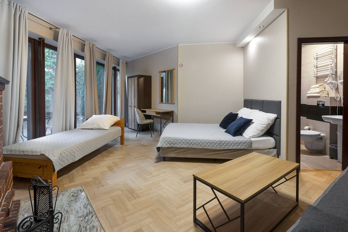 Desk, iron/ironing board, free WiFi, bed sheets
