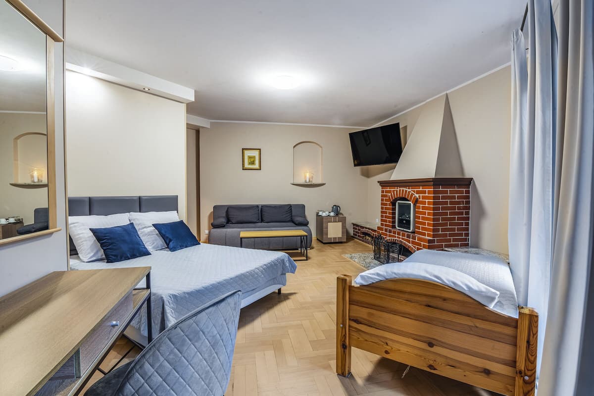 Desk, iron/ironing board, free WiFi, bed sheets