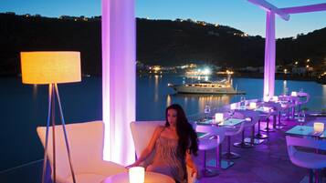 2 Restaurants, Frühstück, Mittagessen, Abendessen, mediterrane Küche