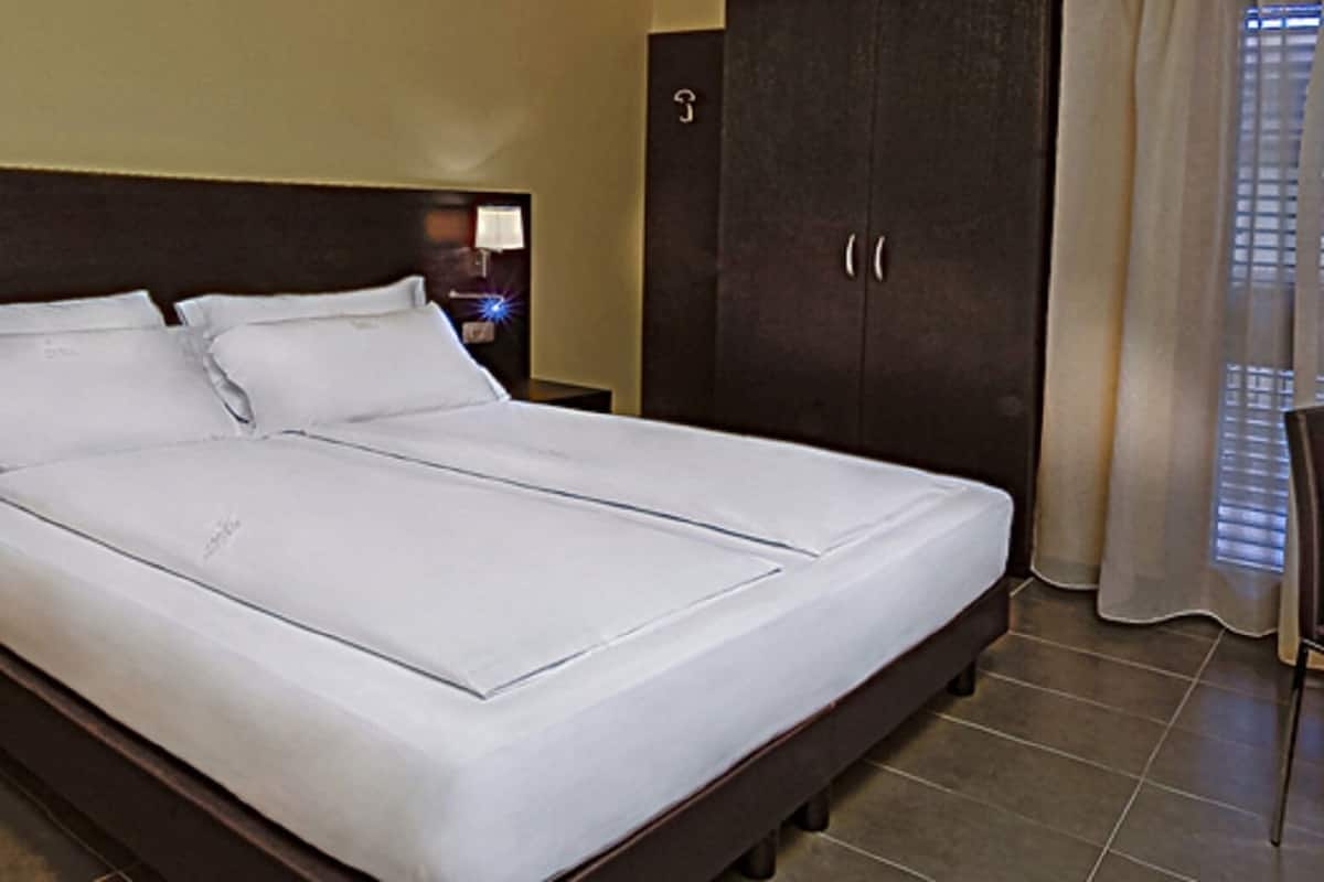 minibar, in-room safe, cots/infant beds, rollaway beds