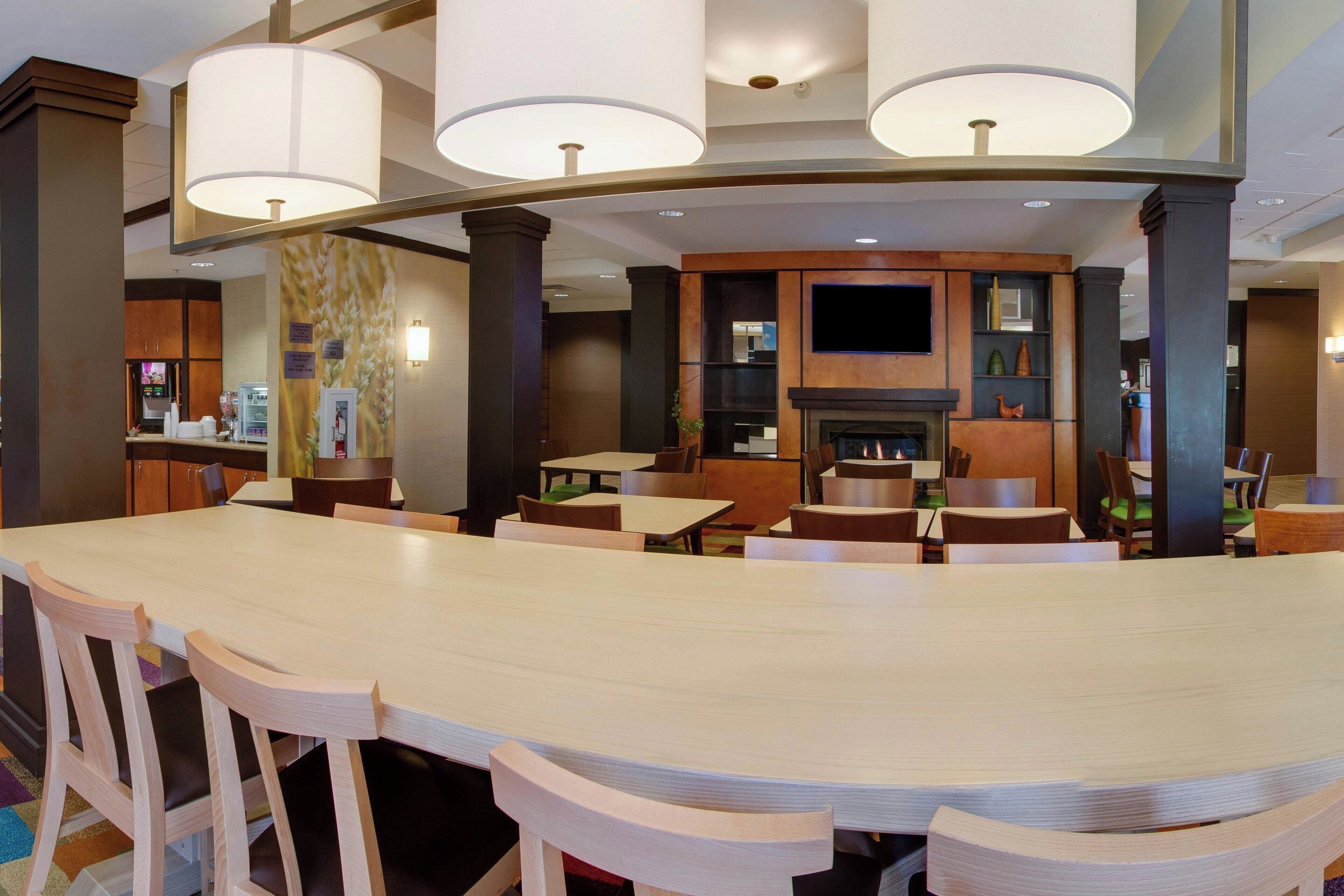 free daily continental breakfast