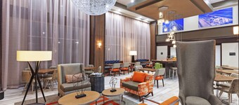 休士頓 - 喬治布希洲際機場希爾頓歡朋套房飯店