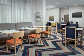Restaurant - Hampton Inn Baltimore-Downtown-Convention Center (Baltimore)