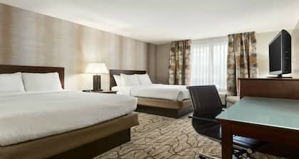 Holiday Inn Hotel & Suites Williamsburg-Historic Gateway by IHG