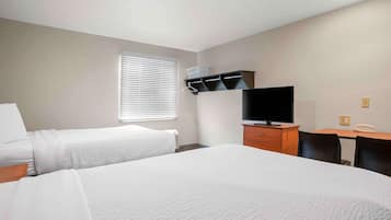 Desk, laptop workspace, iron/ironing board, free WiFi