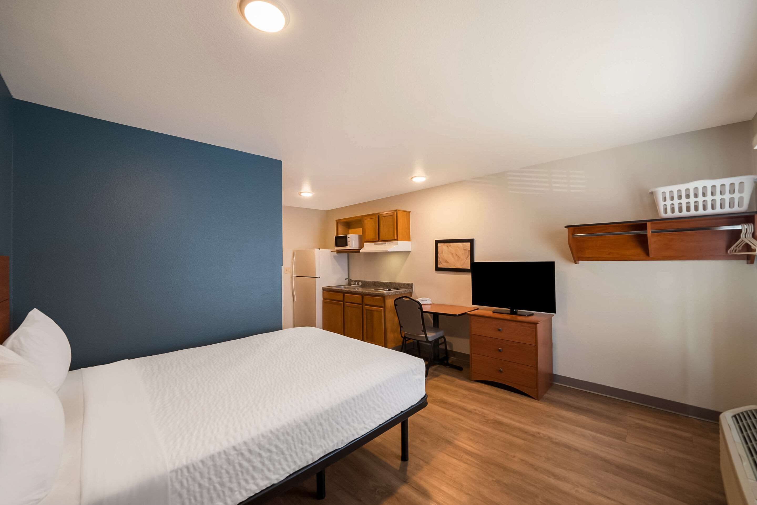Photo - WoodSpring Suites Fort Worth Fossil Creek