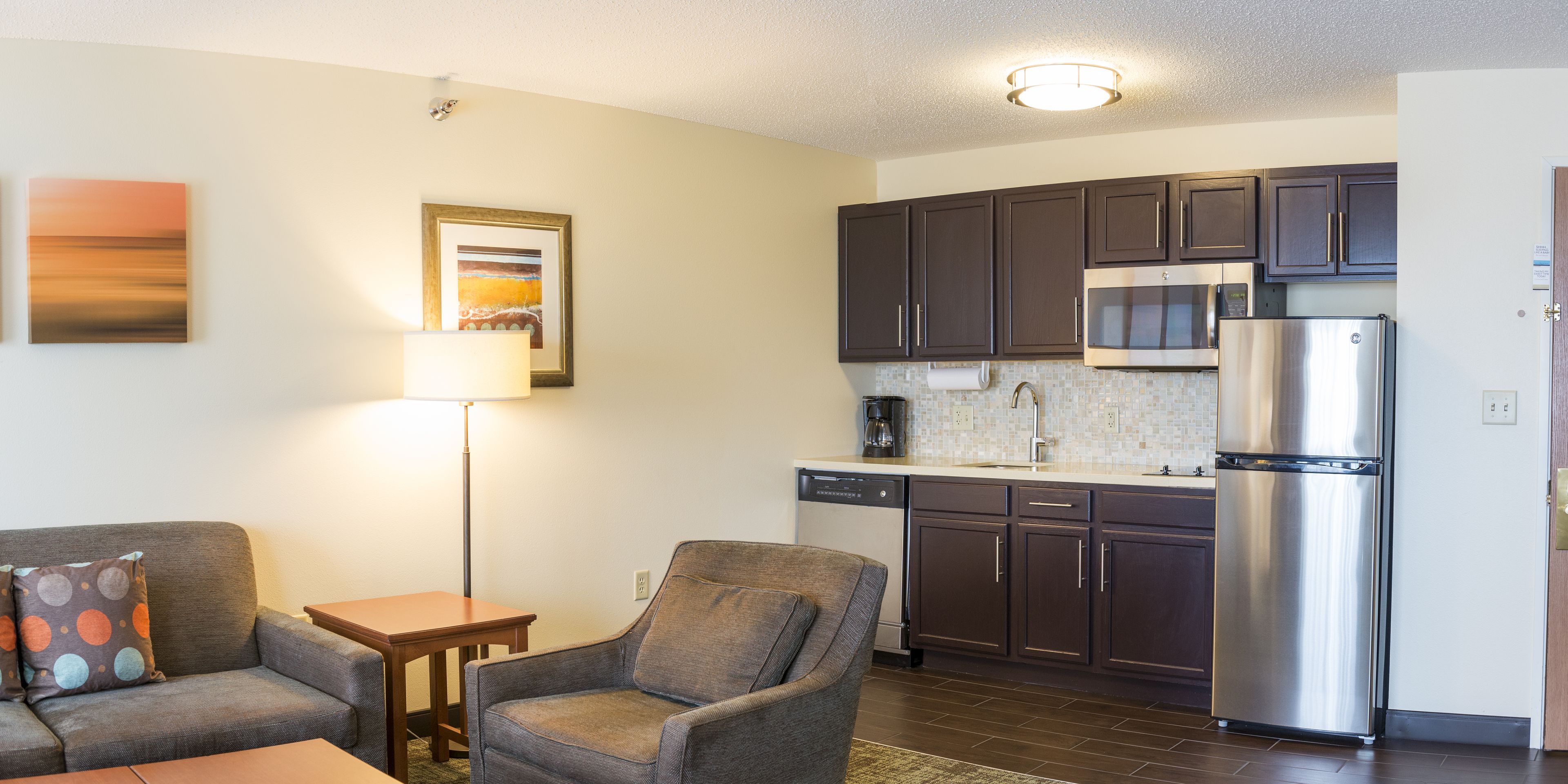 suite, 1 bedroom, kitchen (1 queen, living, dining) | private kitchen | full-sized fridge, microwave, stovetop, dishwasher