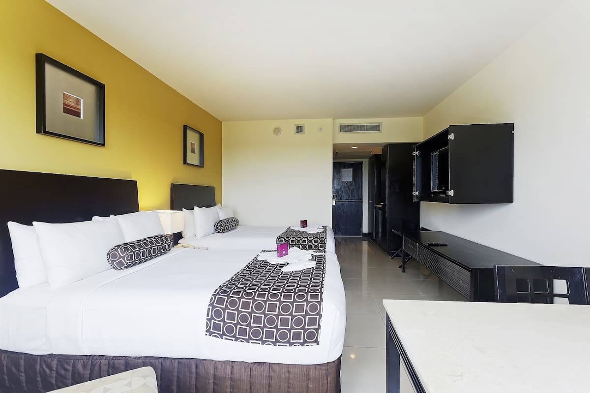 Standard Room, 2 Queen Beds, Accessible, Club Lounge Access | Premium bedding, minibar, in-room safe, desk