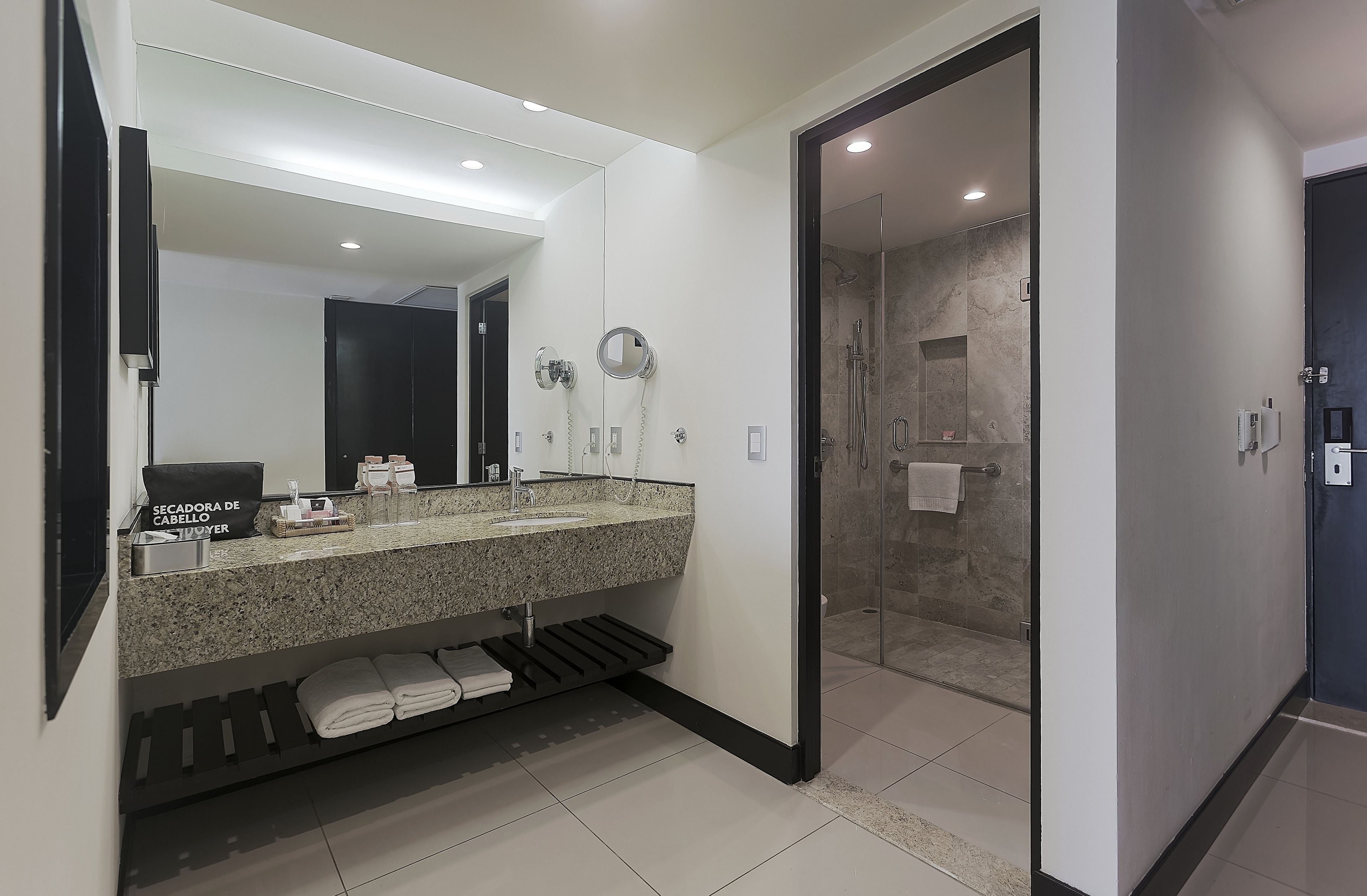 Photo - Crowne Plaza Villahermosa by IHG