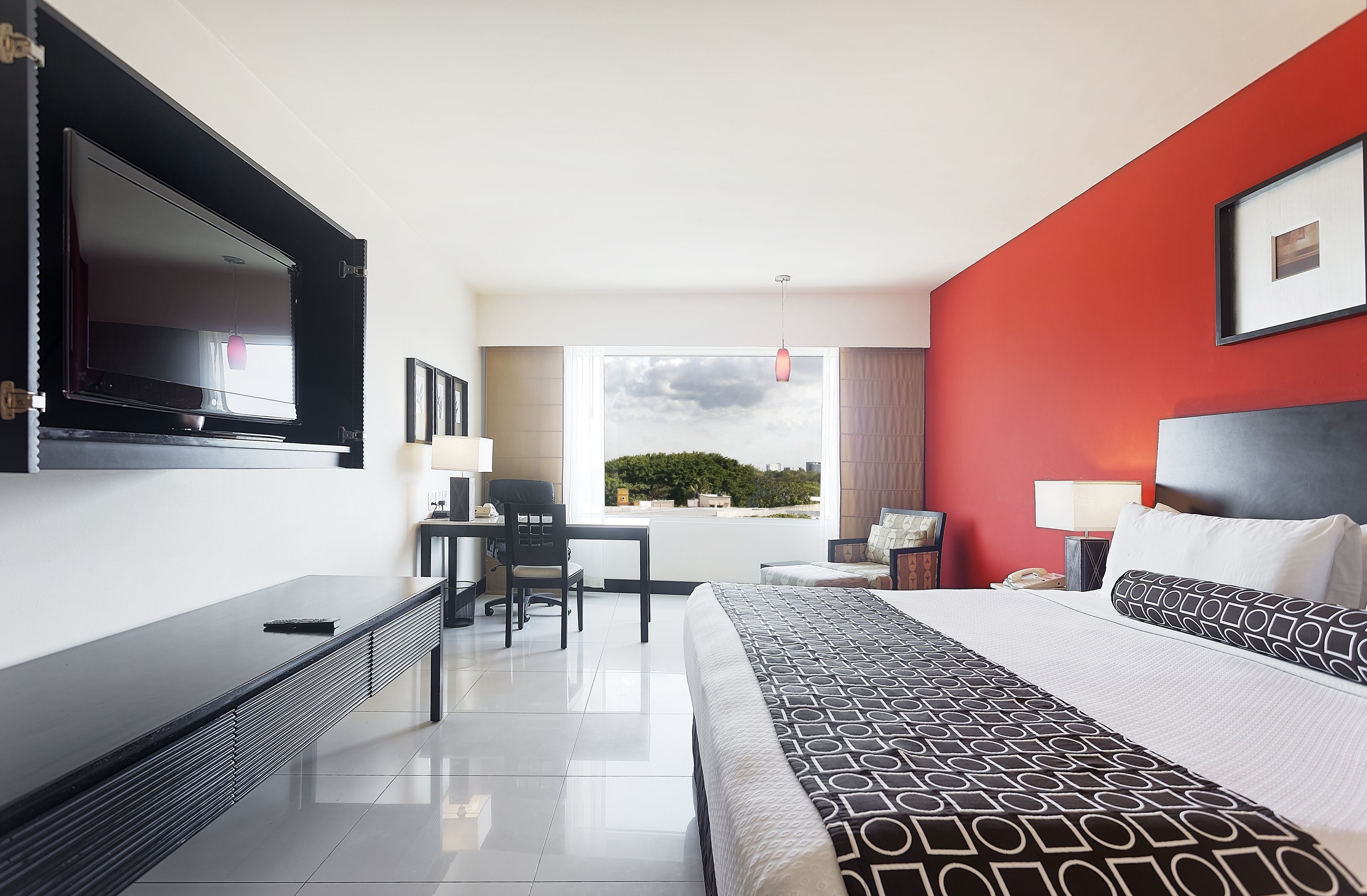 standard room, 1 king bed, club lounge access | 1 bedroom, premium bedding, minibar, in-room safe