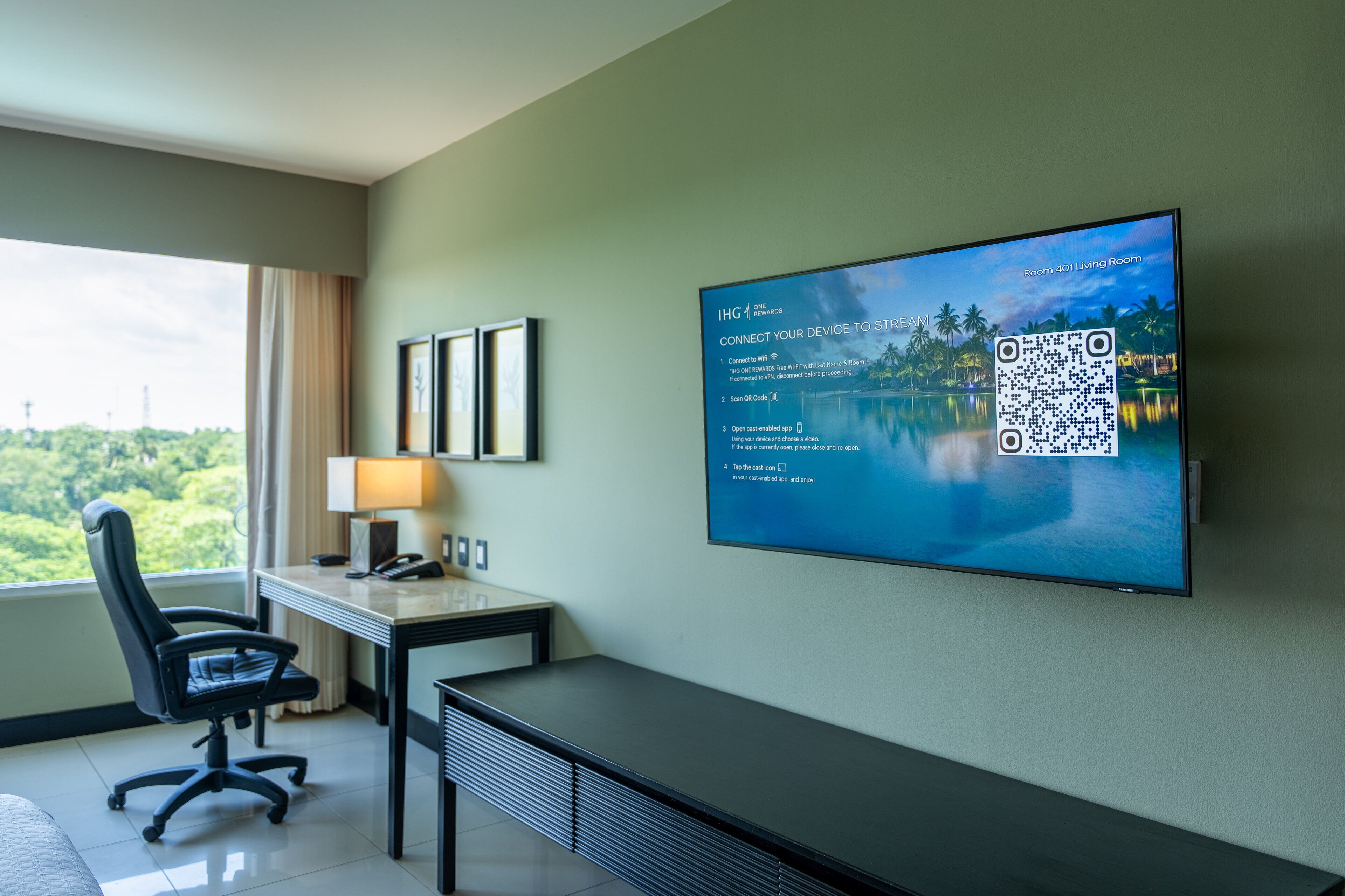 standard room | 1 bedroom, premium bedding, minibar, in-room safe