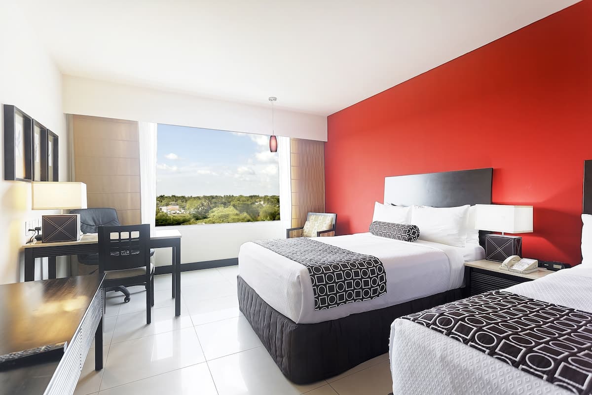 Standard Room, 2 Queen Beds | Premium bedding, minibar, in-room safe, desk