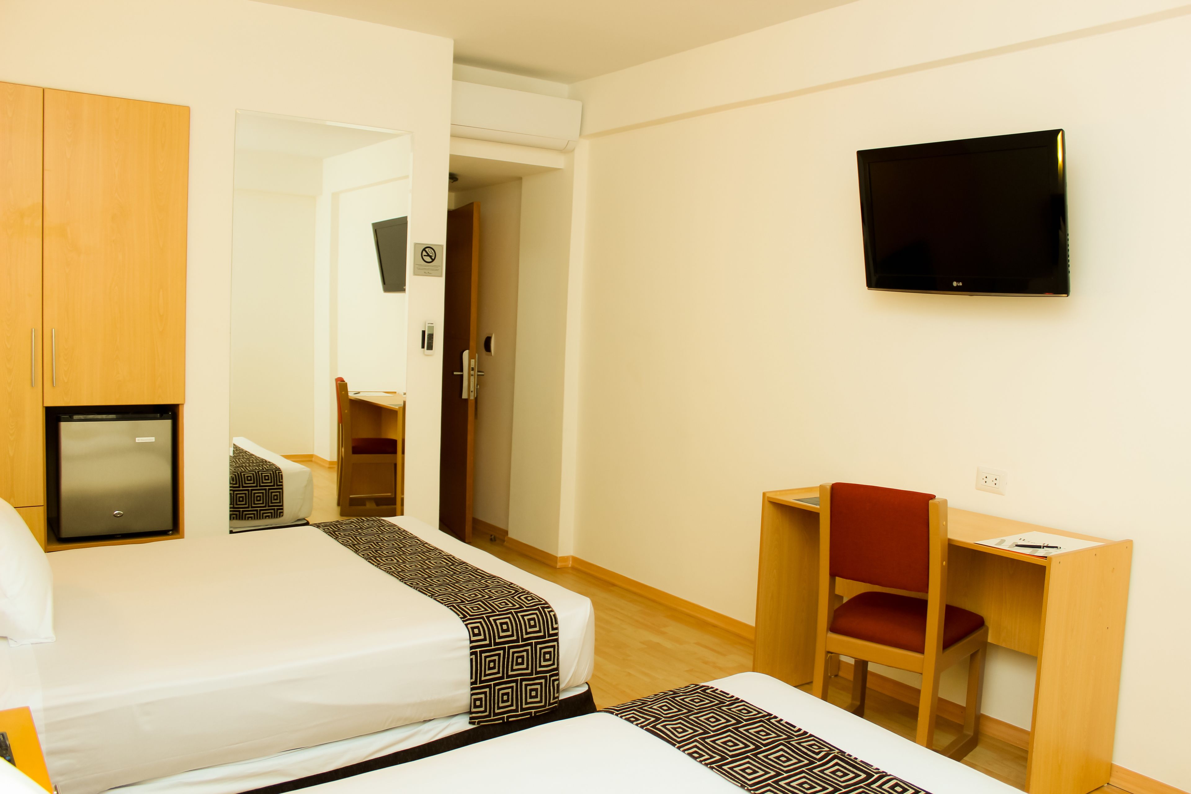 twin room | premium bedding, minibar, in-room safe, desk