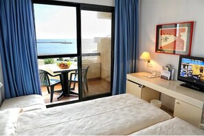 Minibar, in-room safe, desk, blackout curtains