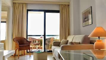 Junior Suite | Living area