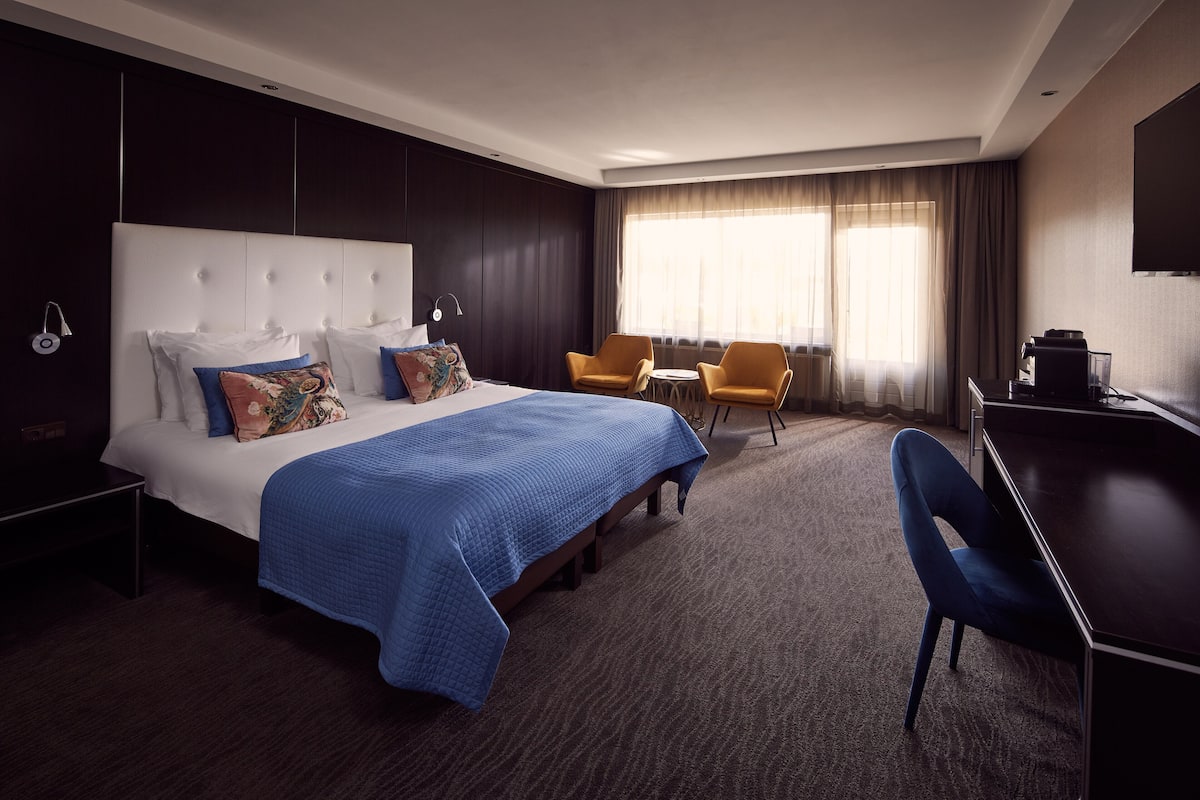 Comfort Double Room, 2 Twin Beds | 1 bedroom, desk, laptop workspace, free WiFi