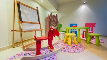 Children’s play area – indoor
