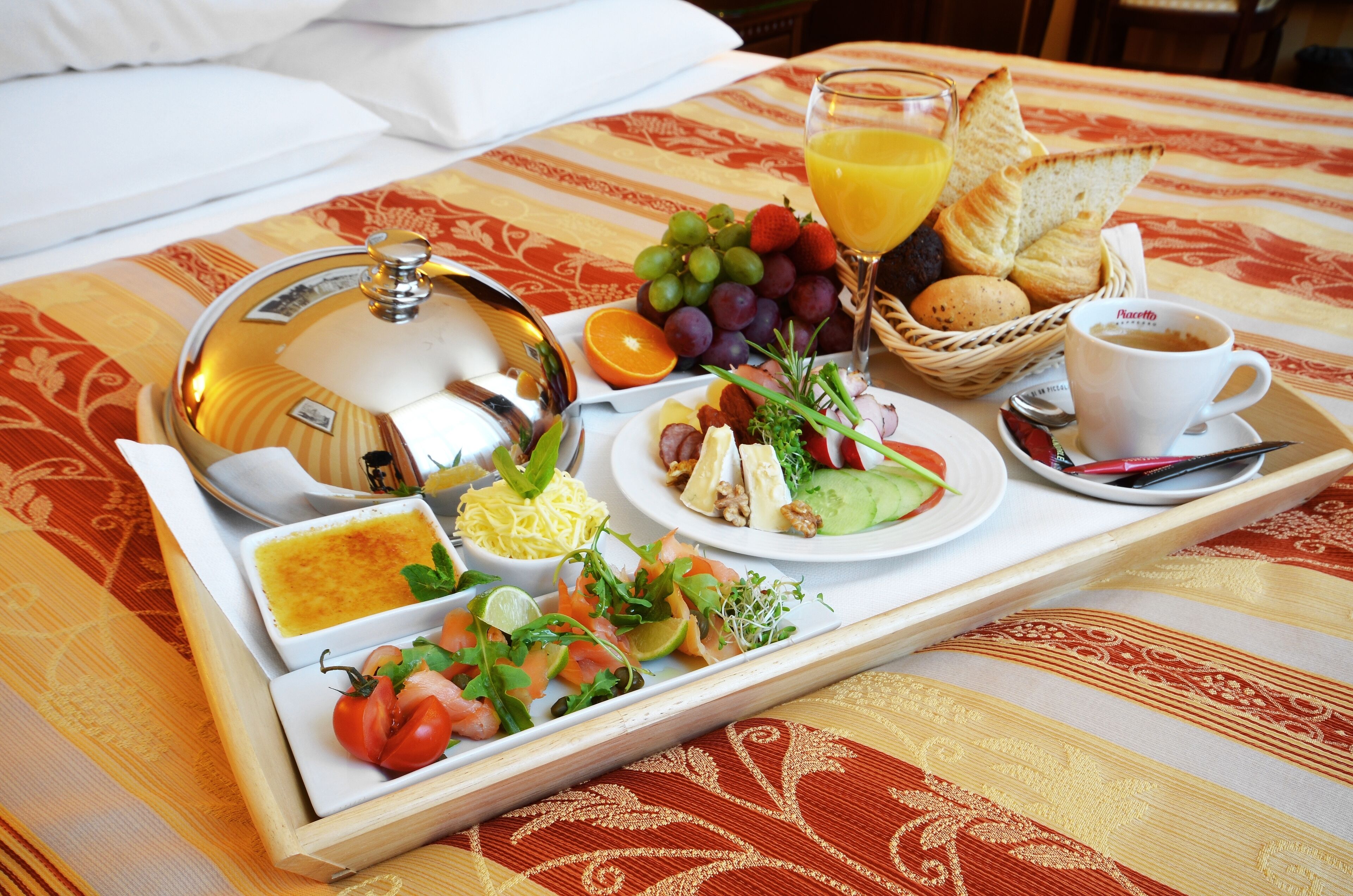 hypo-allergenic bedding, in-room safe, individually decorated