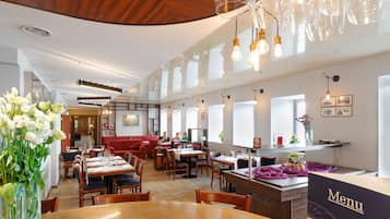 2 Restaurants, Frühstück, Mittagessen, Abendessen, mexikanische Küche
