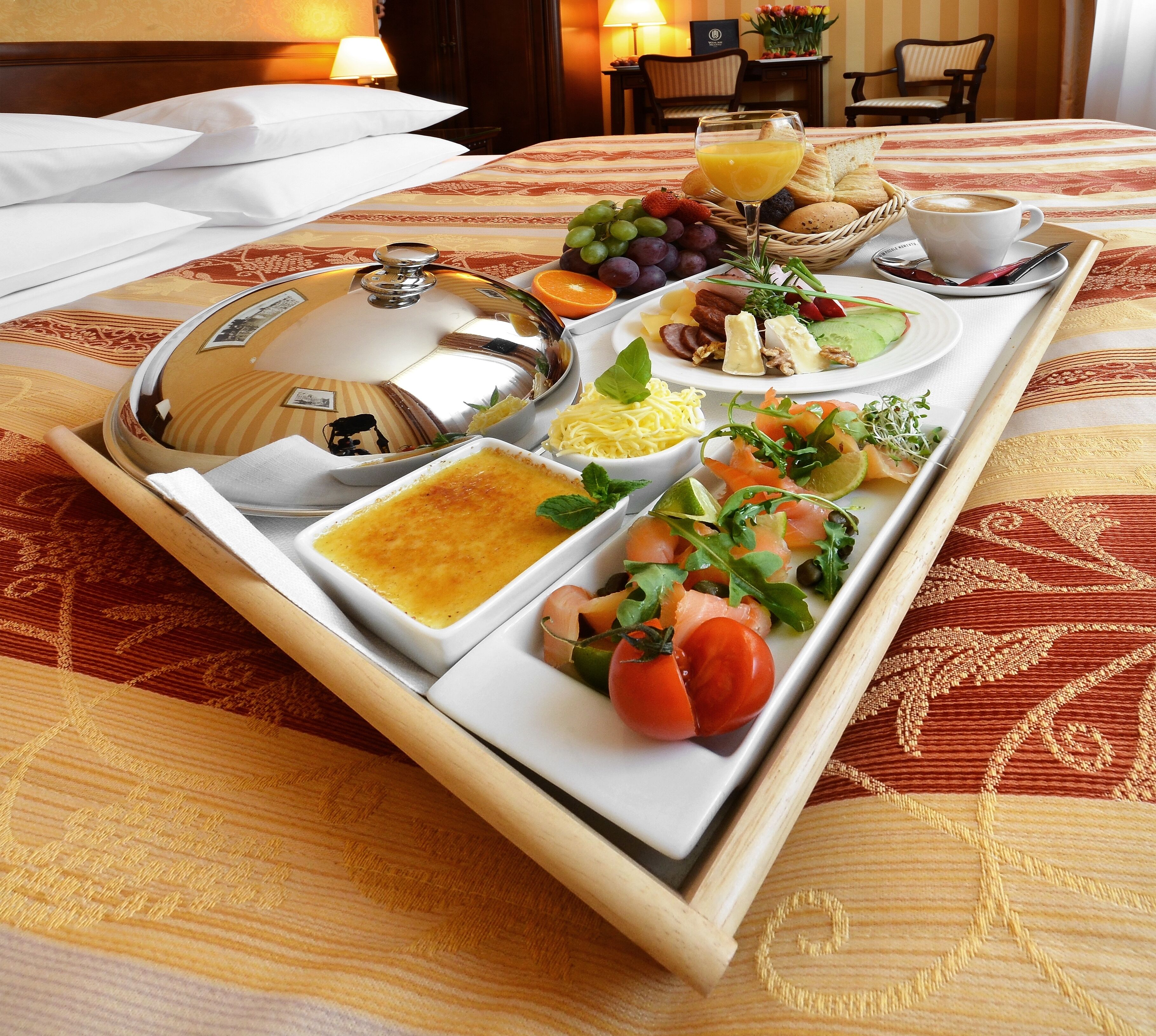 hypo-allergenic bedding, in-room safe, individually decorated