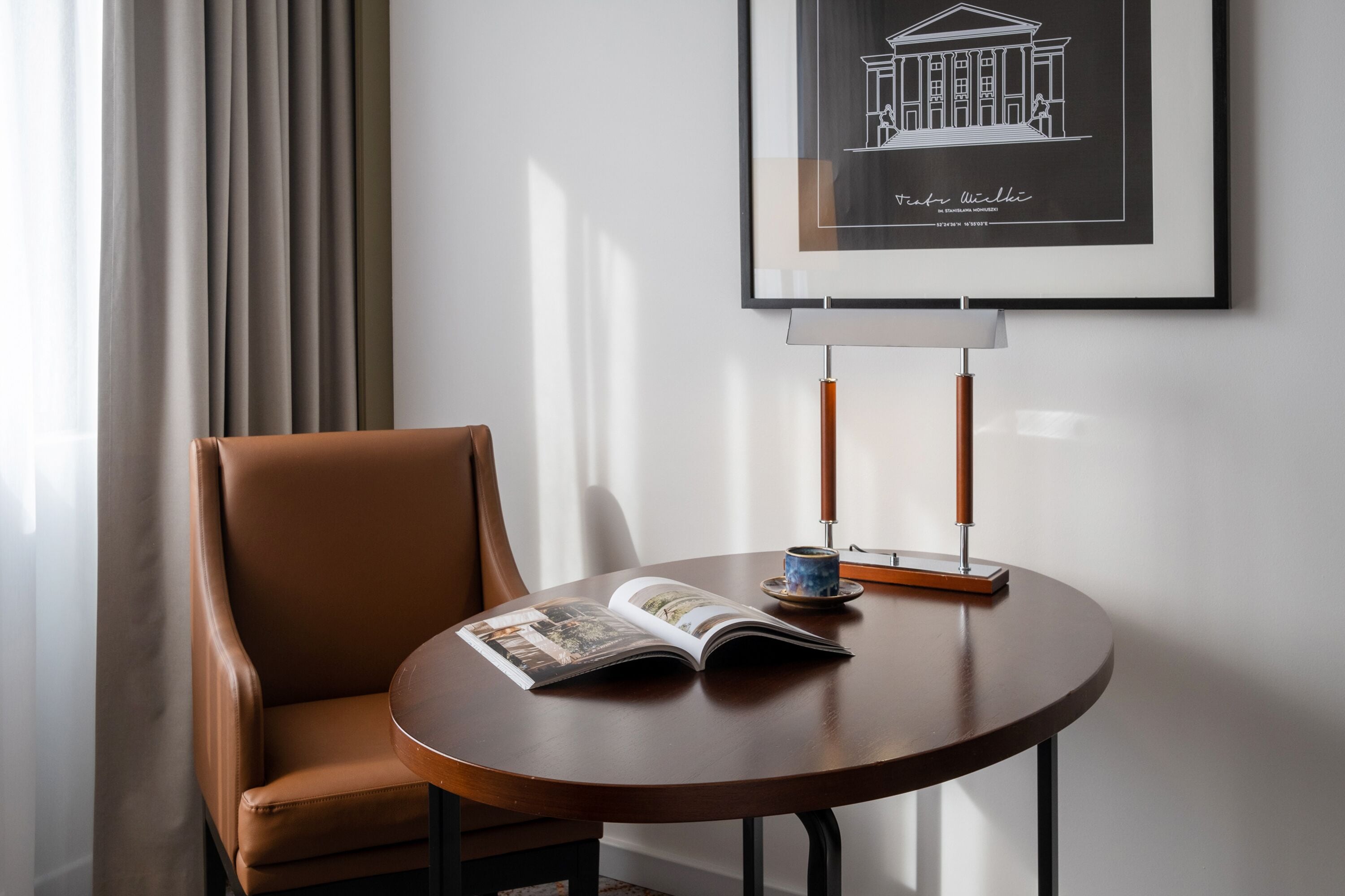 1 bedroom, premium bedding, down duvets, minibar