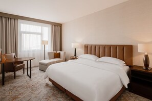 1 bedroom, premium bedding, down duvets, minibar