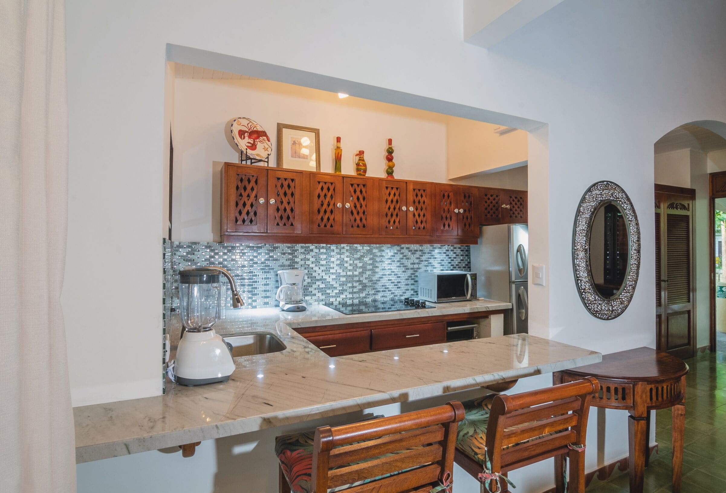 1 bedroom condo | private kitchen | fridge, coffee/tea maker, cookware/dishes/utensils