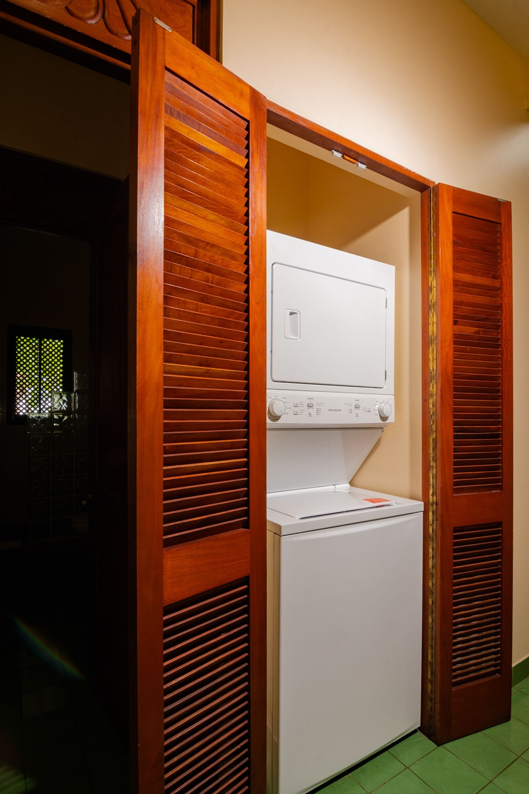 2 bedroom garden view condo | laundry