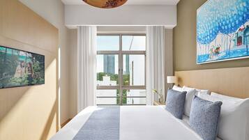 1-Bedroom Deluxe Apartment | In-room safe, iron/ironing board, free cribs/infant beds, rollaway beds