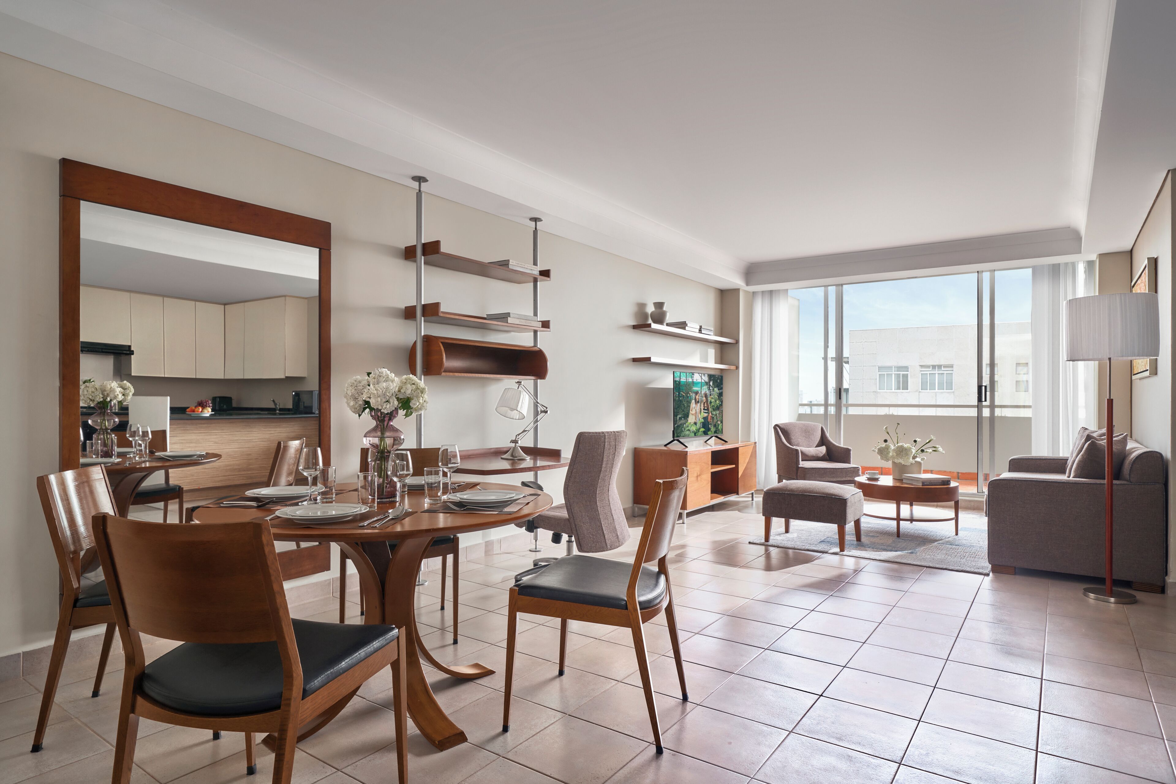 2-Bedroom Executive Apartment | Dining room