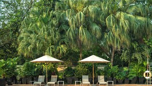 Kolam renang outdoor