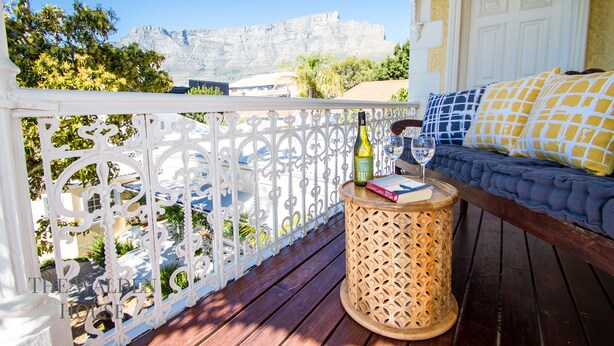 Honeymoon Suite | Balcony view - The Walden House (Cape Town)