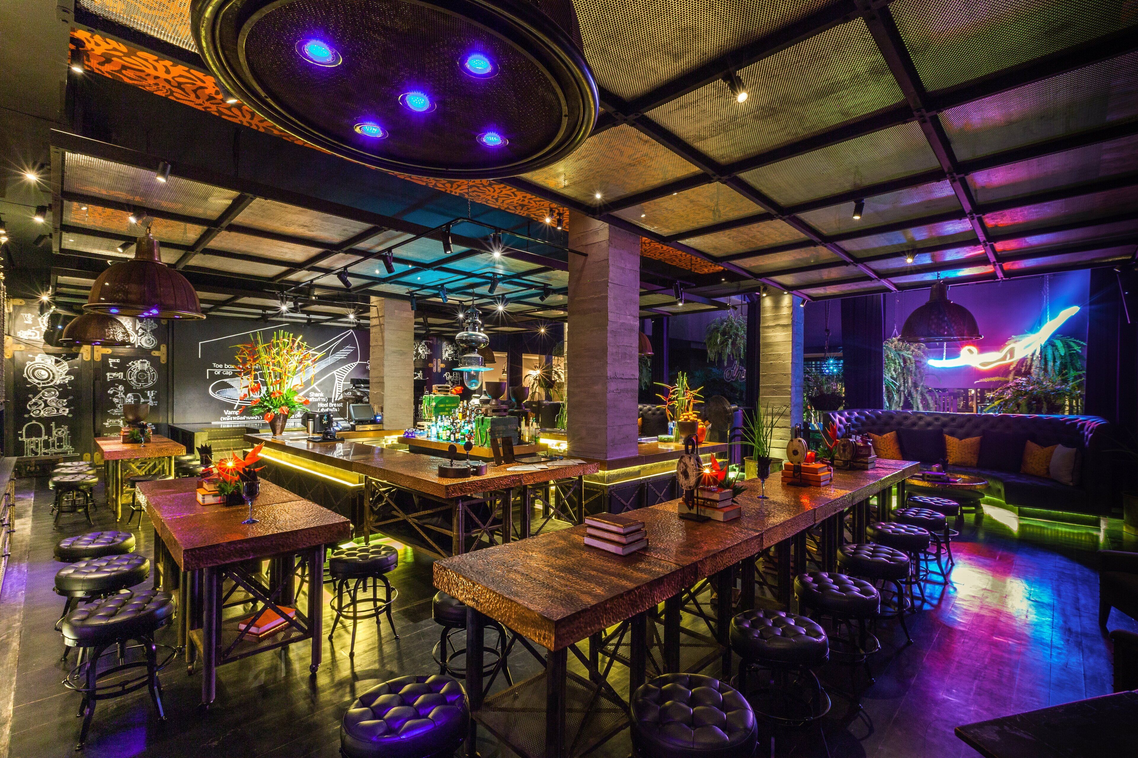 4 restaurants, breakfast, lunch, dinner served; mediterranean cuisine