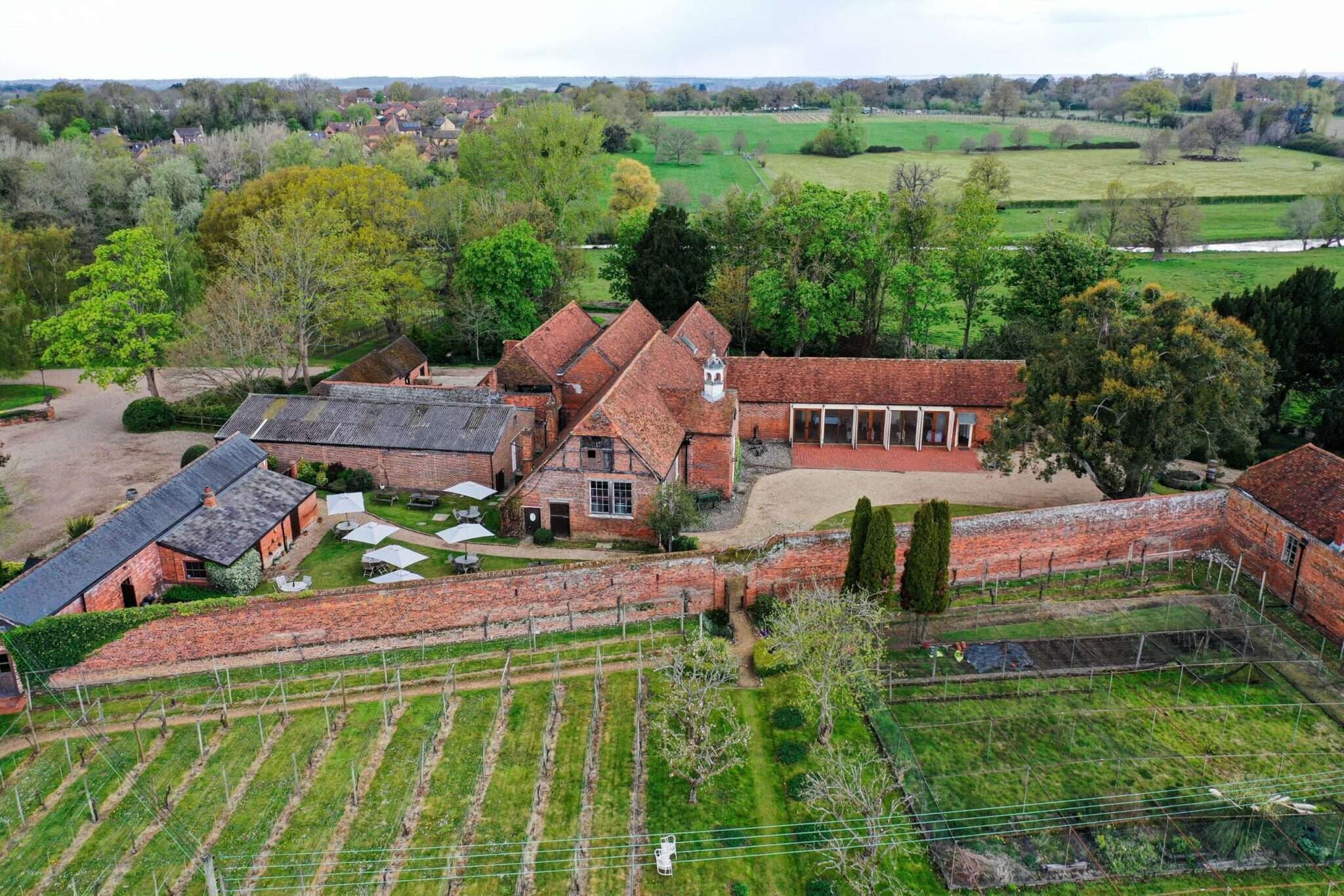 مكان جذب سياحي