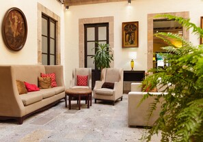 Interior - Hotel Misión Catedral Morelia (Morelia)