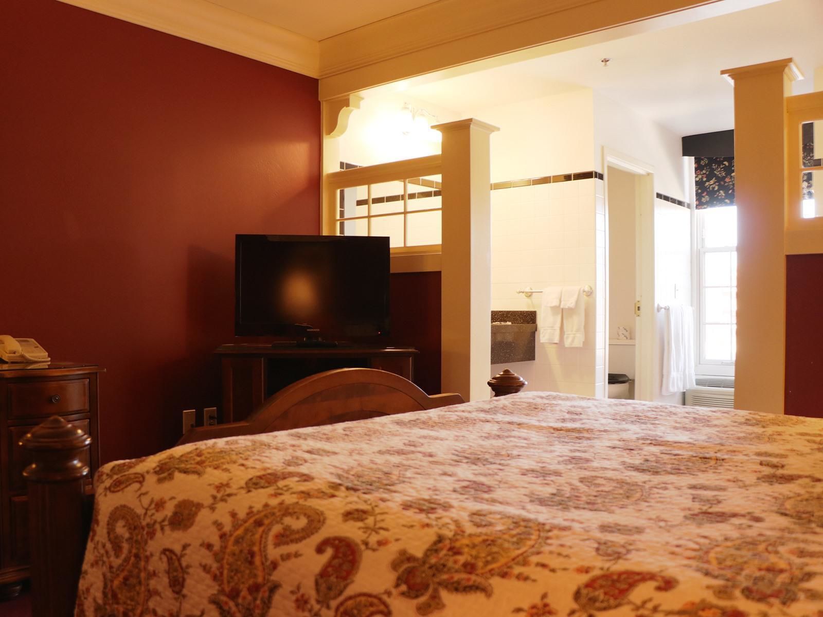 desk, iron/ironing board, free wifi, bed sheets