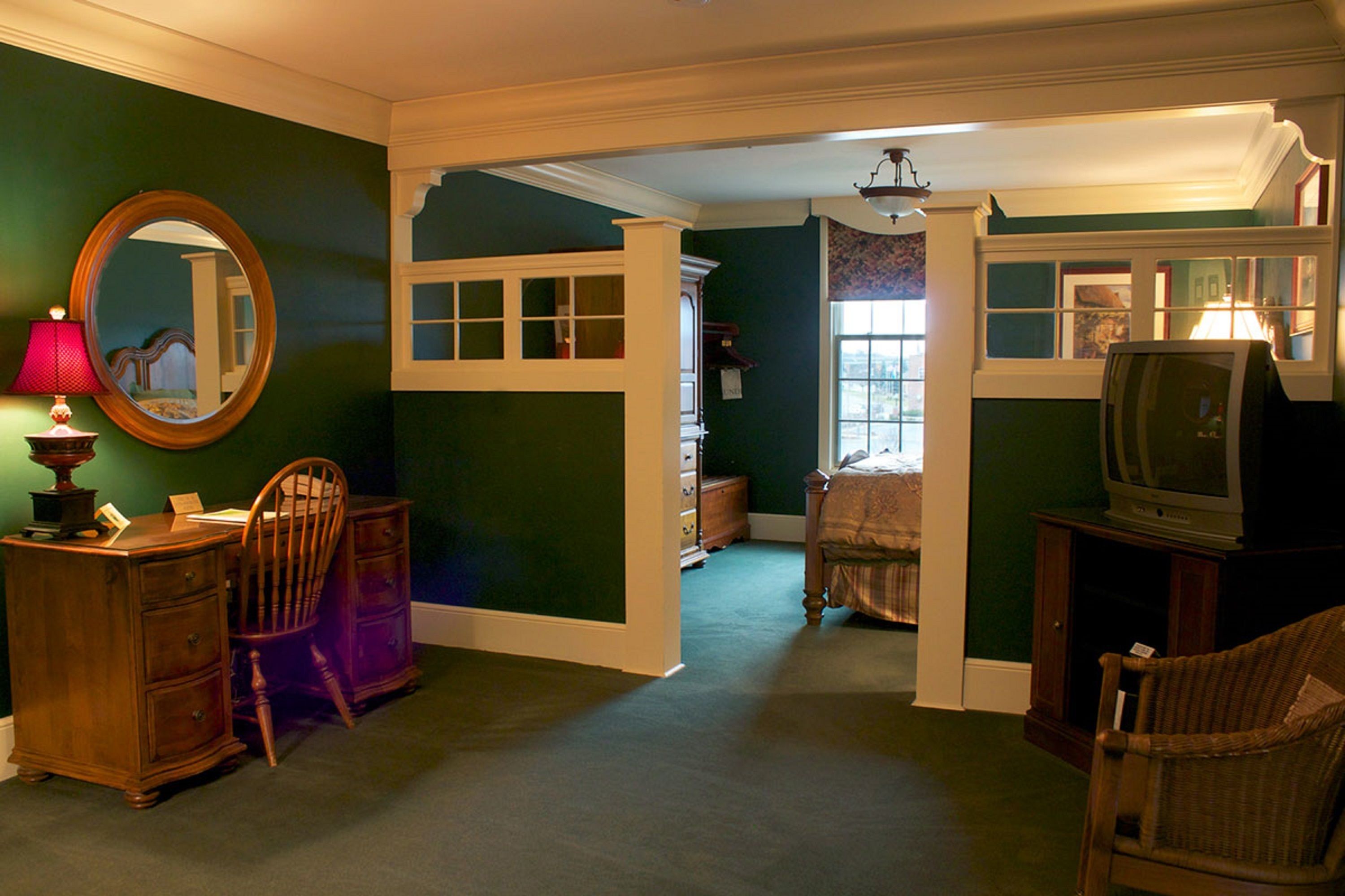 in-room business centre