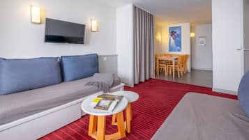 Appartement 6 personnes - 1 chambre + 1 coin nuit Vue Montagne | Coin séjour