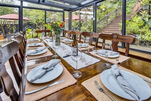 House, Multiple Bedrooms | Individually decorated, individually furnished, iron/ironing board - Calistoga Wine Way Inn (Calistoga)