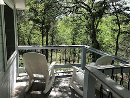 Hidden Creek Cottage #15 | Terrace/patio